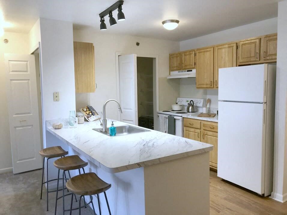 Apartments in Fenton MI with nice kitchens