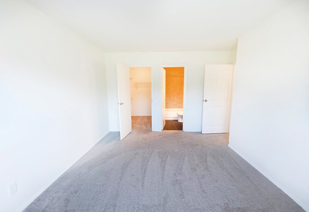 The Creek Apartments at Forest Hills