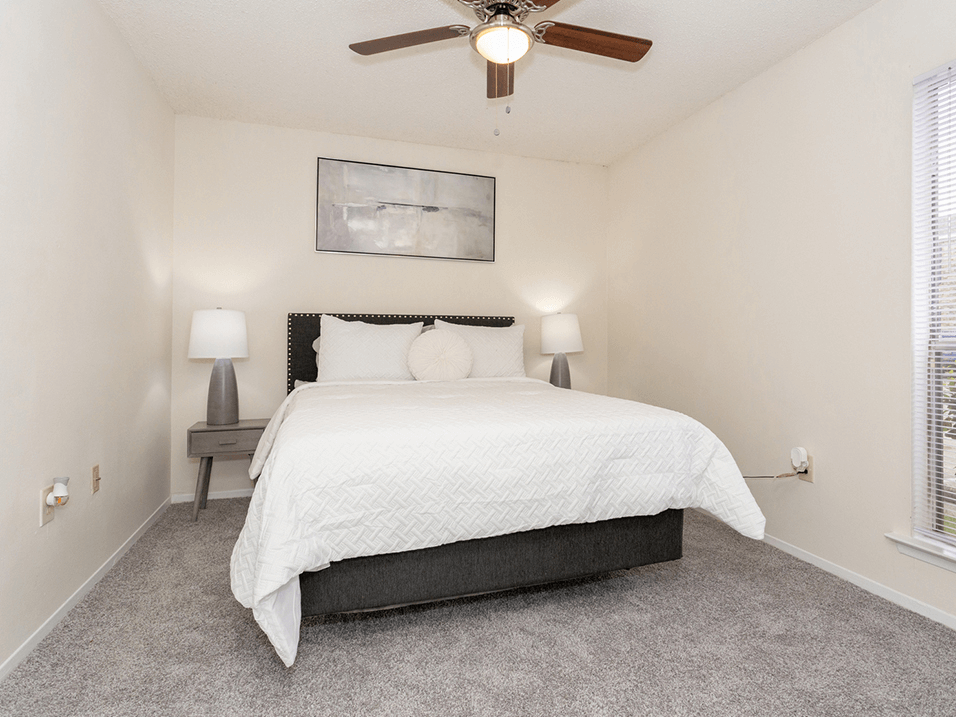 2nd bedroom in apartment