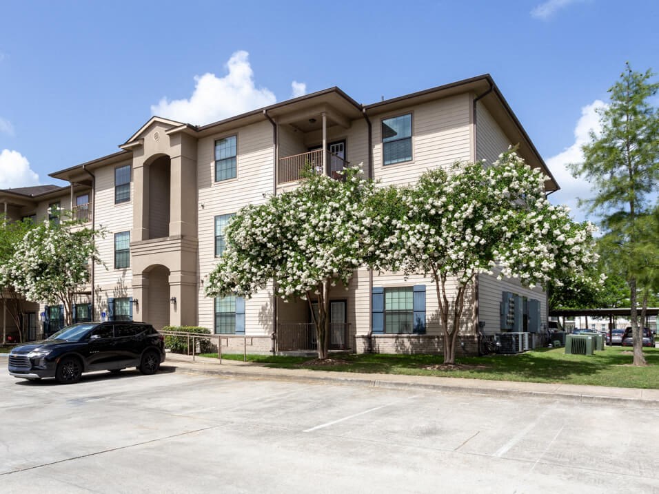 apartment complex with off street parking