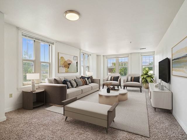 LeClaire Apartments