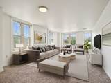 LeClaire Apartments