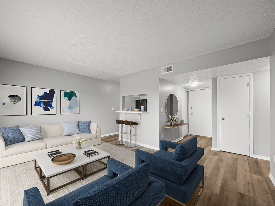 Large living room at Lexington Park