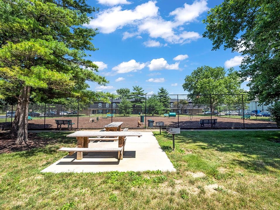 Columbus apartment with dog park