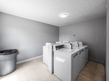 Laundry Facilities at apartment complex - Photo Gallery 12