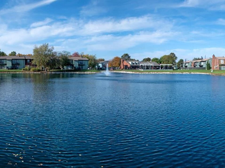 Pavilion Lakes Apartment Homes beautiful lake views