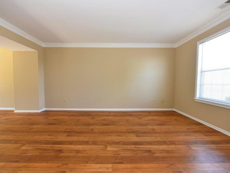 Pavilion Lakes spacious living room