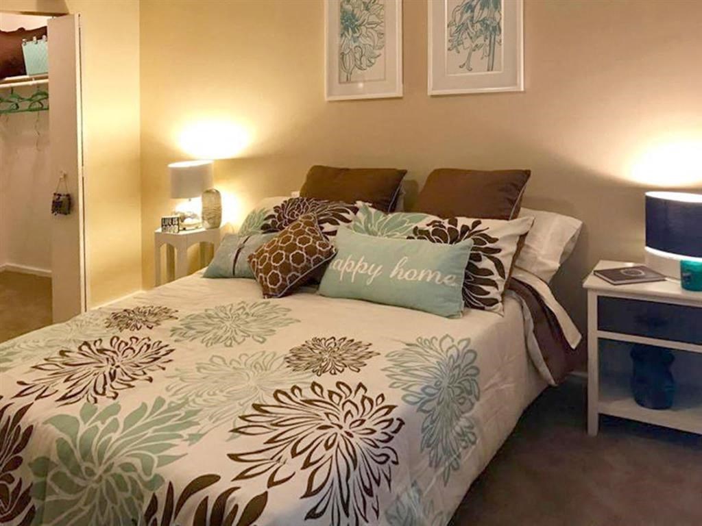 bedroom apartments in Grandveiw, MO