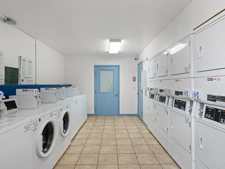 on-site laundry at mountaineer village