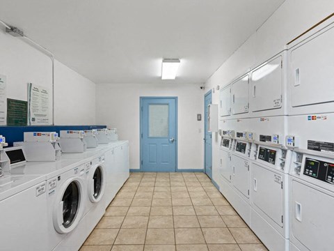 on-site laundry at mountaineer village