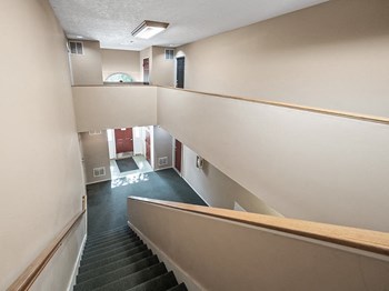 Apartment Building Hallway - Photo Gallery 8