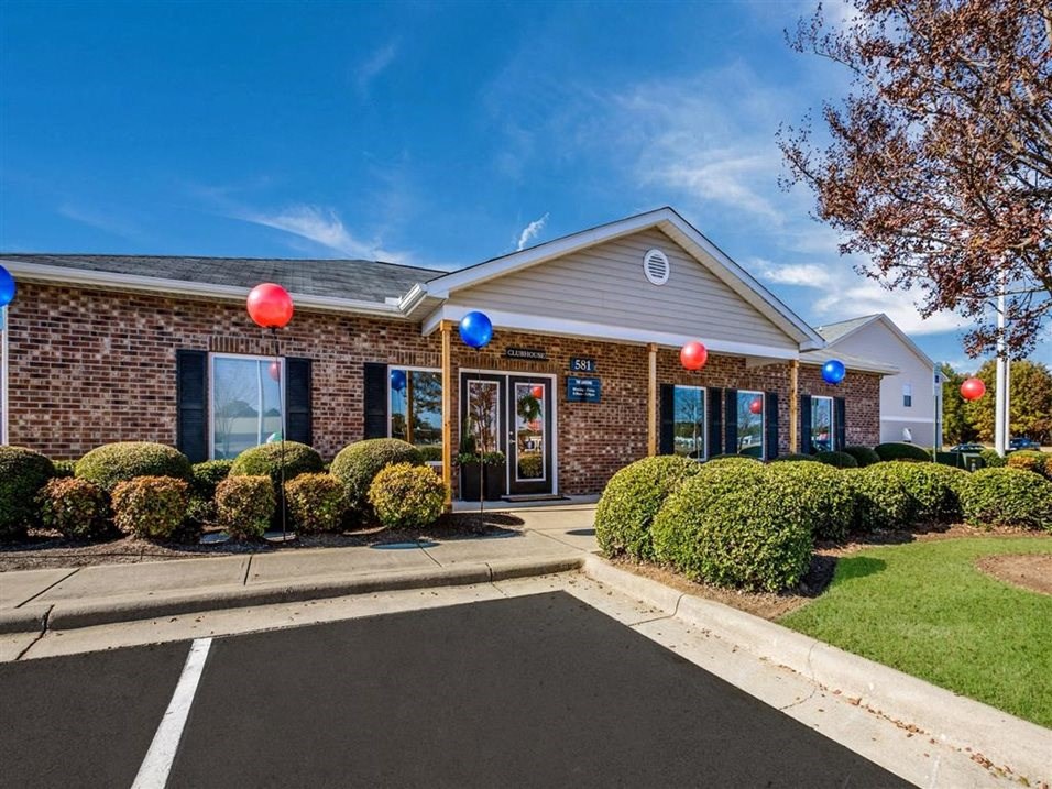 Leasing office at The Landing apts