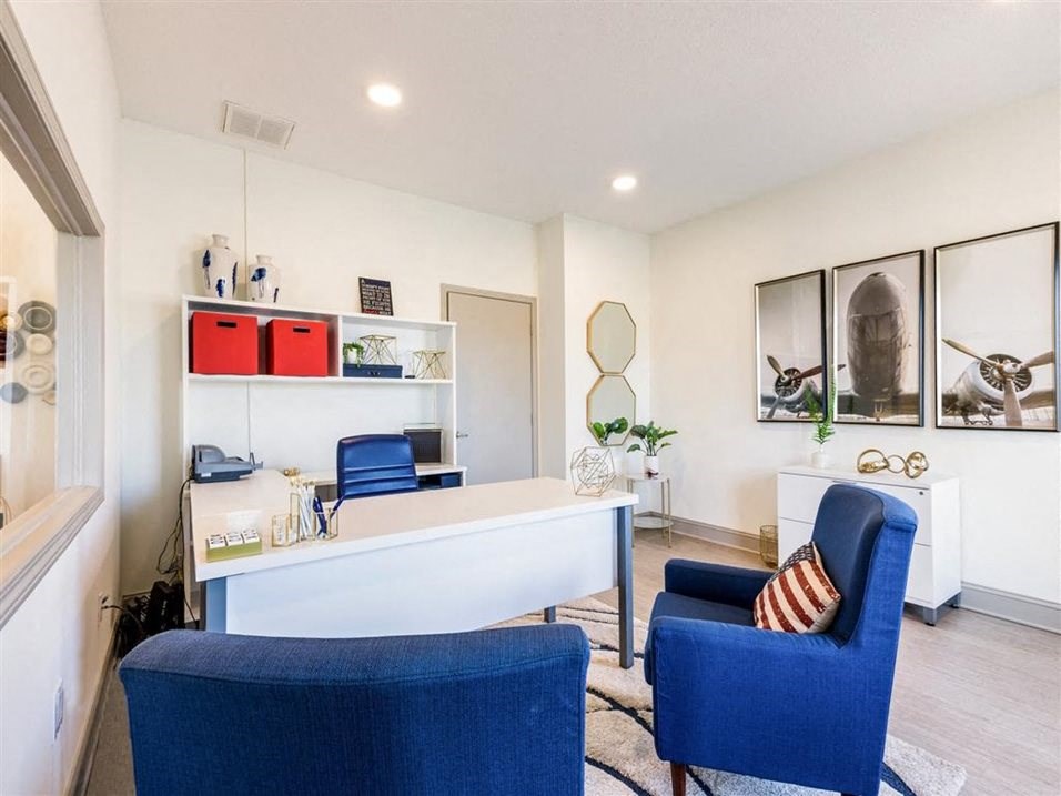 The Landing Apartments Leasing Office