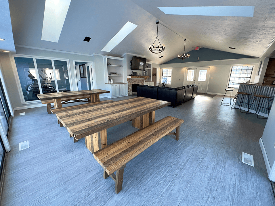 Picnic Tables at the clubhouse at old farm shores apartments