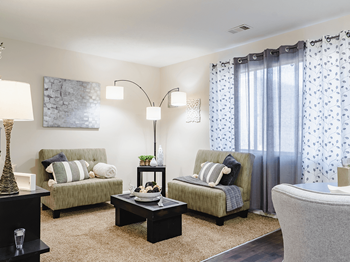 living room with window - Photo Gallery 5