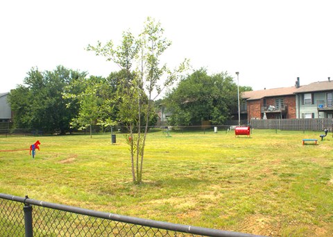 a dog park at pavilion lakes apartments
