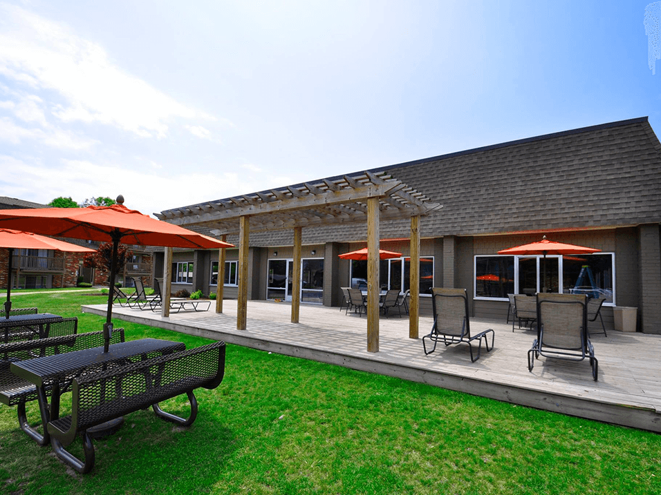 outside community space at preserve at woodland