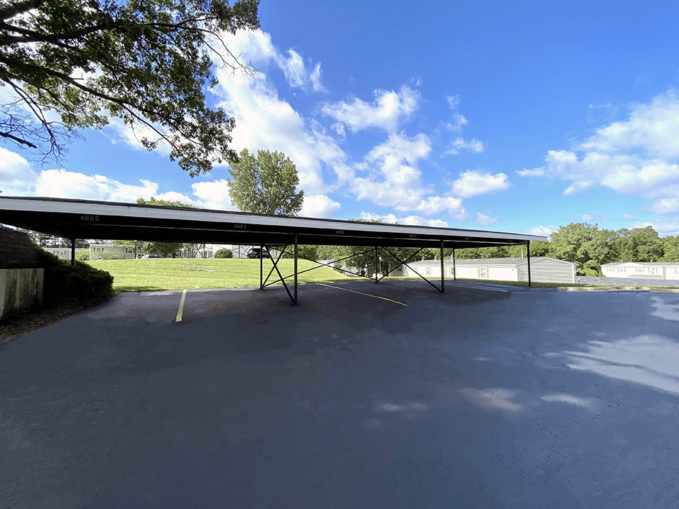 Grand Rapids apartments with covered parking