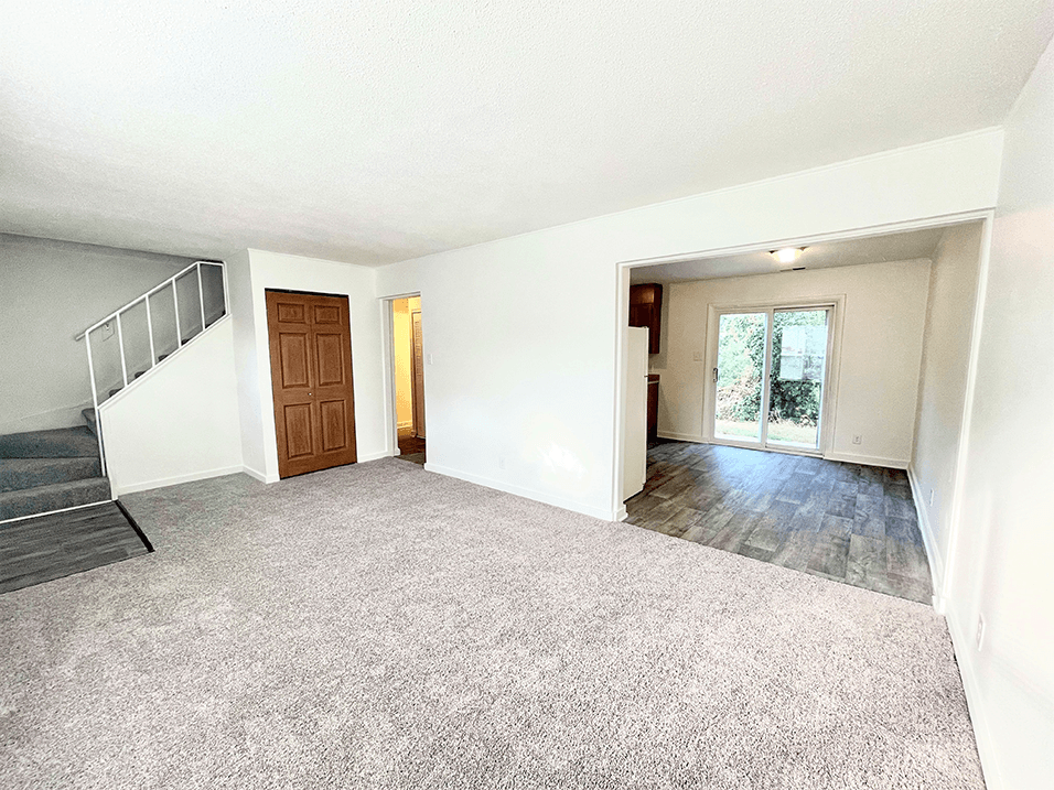 large living rooms at Rolling Pines apartments