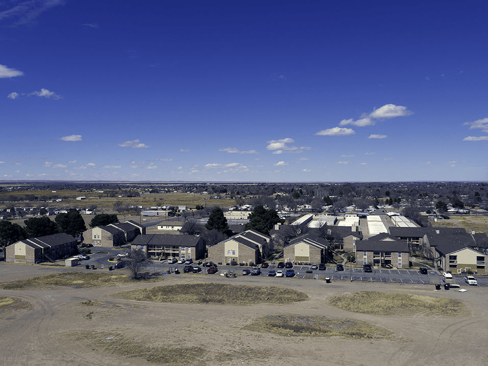 saddlecreek apartments in Roswell, nm convenient location