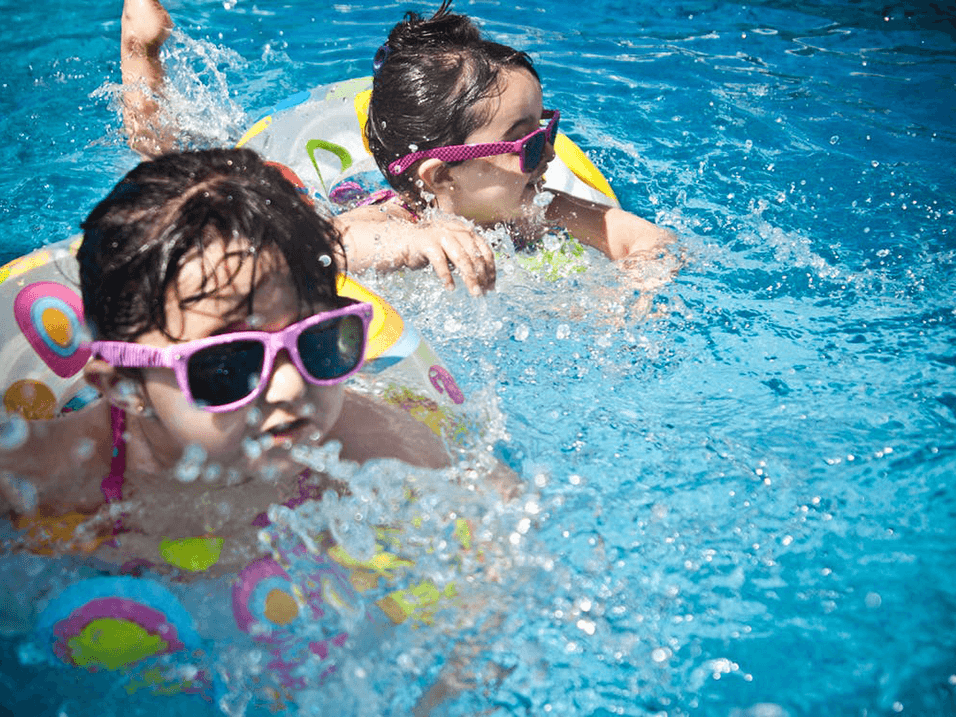 swimming at Saddlecreek apartments in Roswell, NM