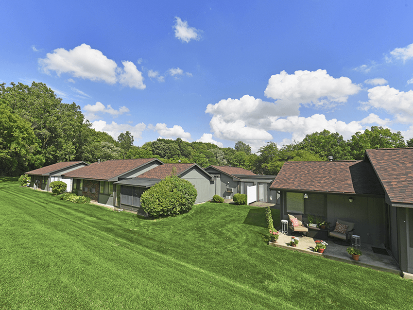 Wooded Views at apartment complex - Photo Gallery 1