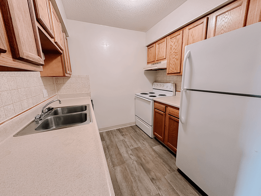Summerhouse Square Apartments