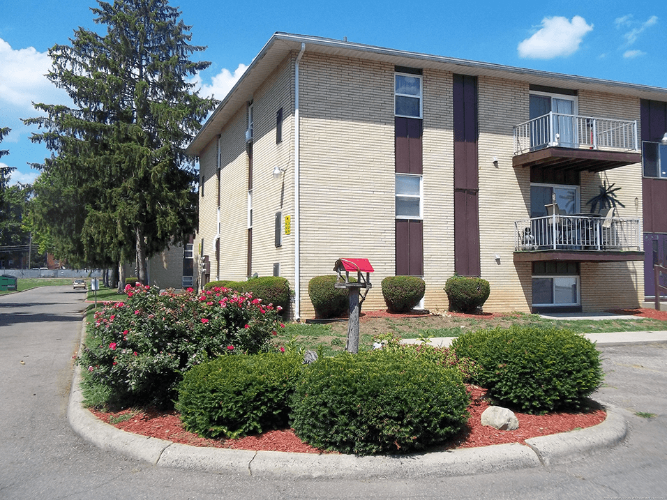 apartment building in Newark, Ohio