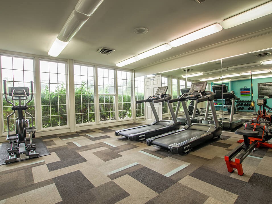 the gym at apartment complex