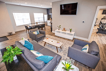 Clubhouse at Silver Lake Hills in Fenton, MI