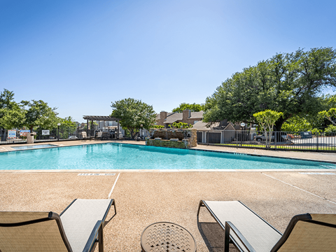 Summit on the Lake Apartment Swimming Pool