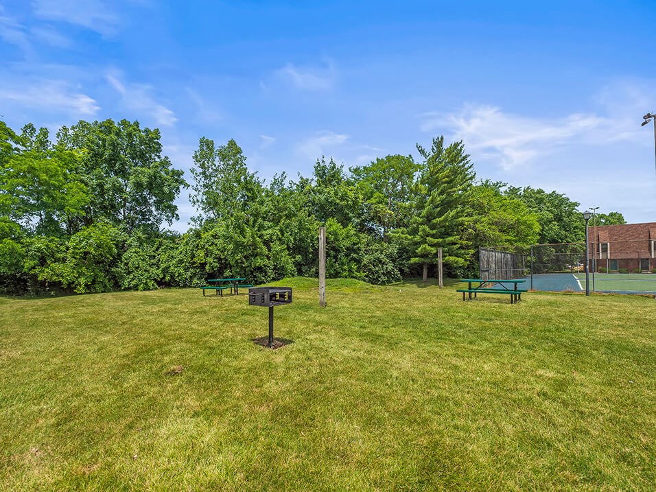 grilling area at apartment community
