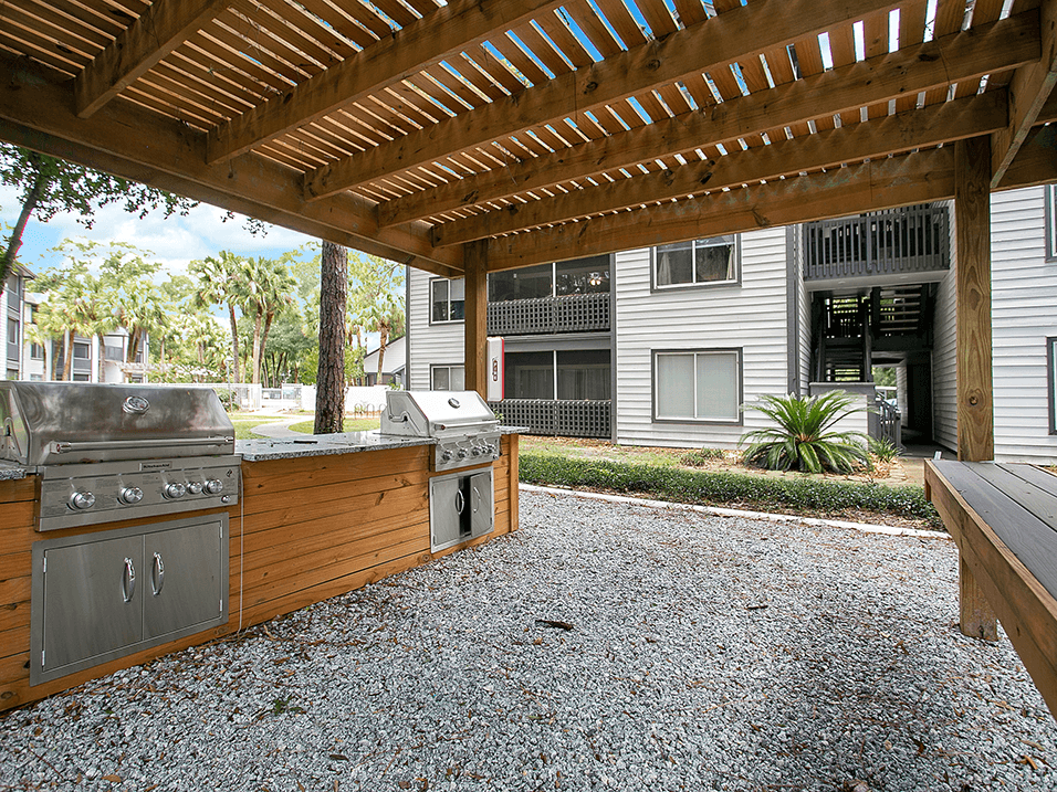 Beautiful outdoor grilling and kitchen area at the Earl