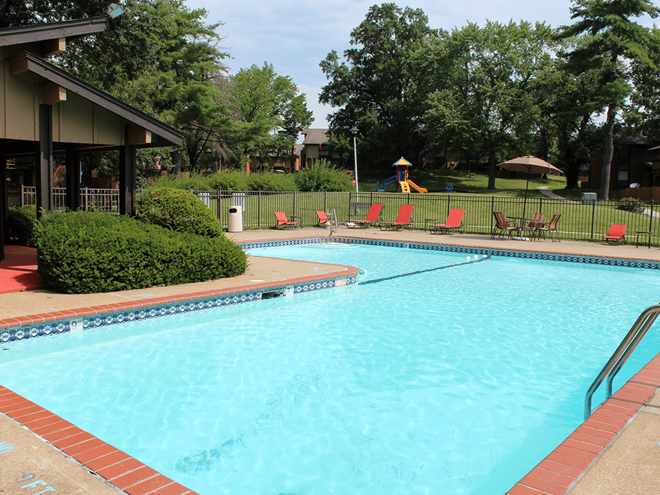a swimming pool at apartment community