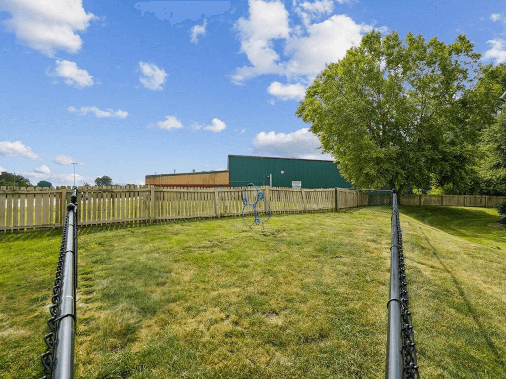 dog park at pet friendly apartments