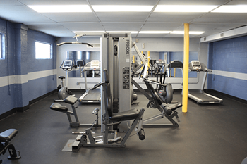 fitness center amenity at waterstone place apartments