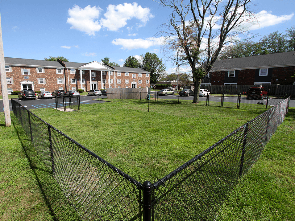 apartments with dog park