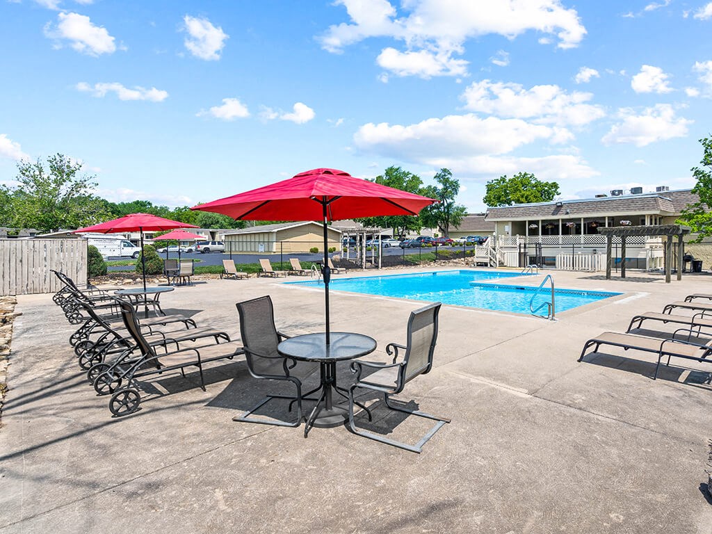 outdoor saltwater swimming pool