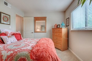 Canyon Creek Apartments 2 bedroom - Photo Gallery 8