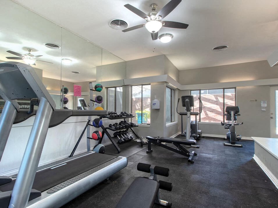 fitness center at Timber Ridge Apartments