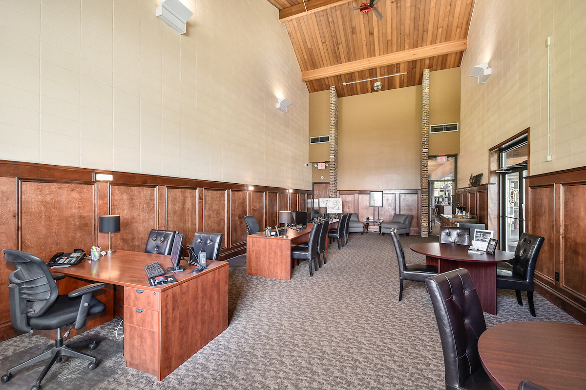 leasing office at Harbor Pointe Apartments in Milwaukee, WI