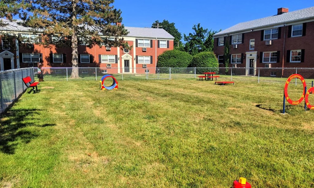 pet park at apartment complex