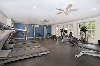 convenient on-site fitness center at acadian point apartments