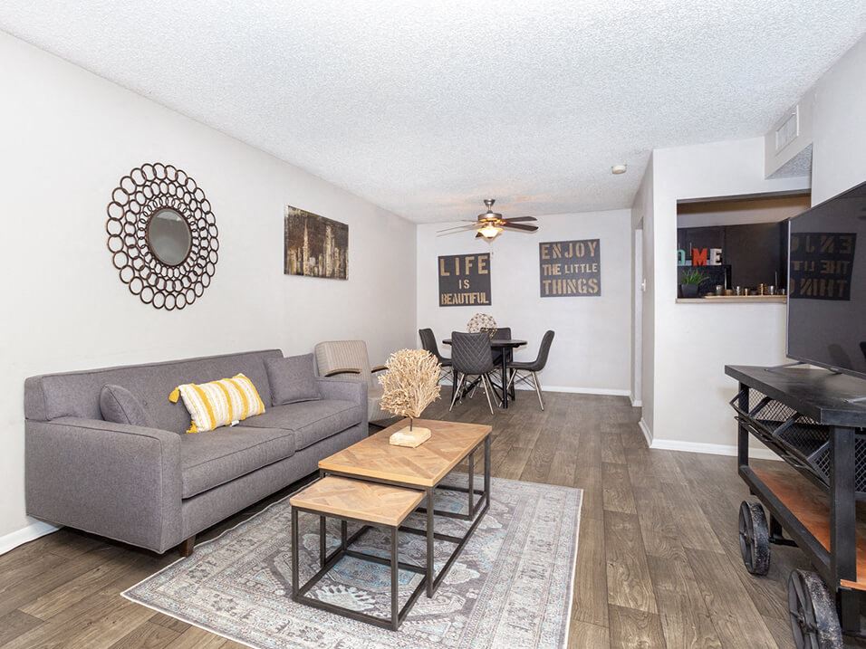 Acadian Point Apartments photo