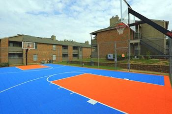 Summer Green apartments basketball court