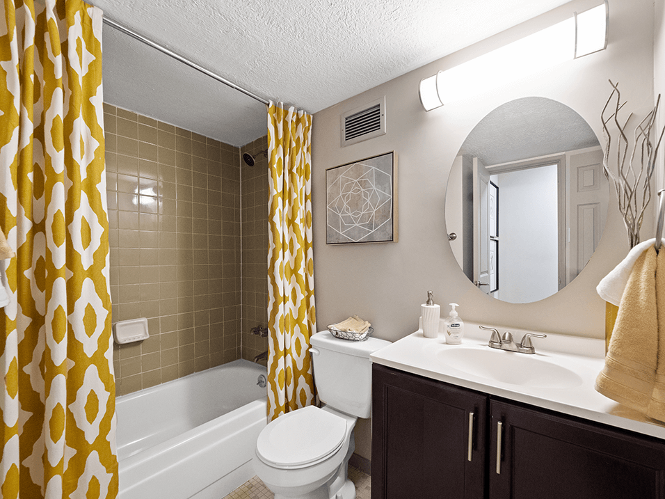 Icon Apartments bathroom