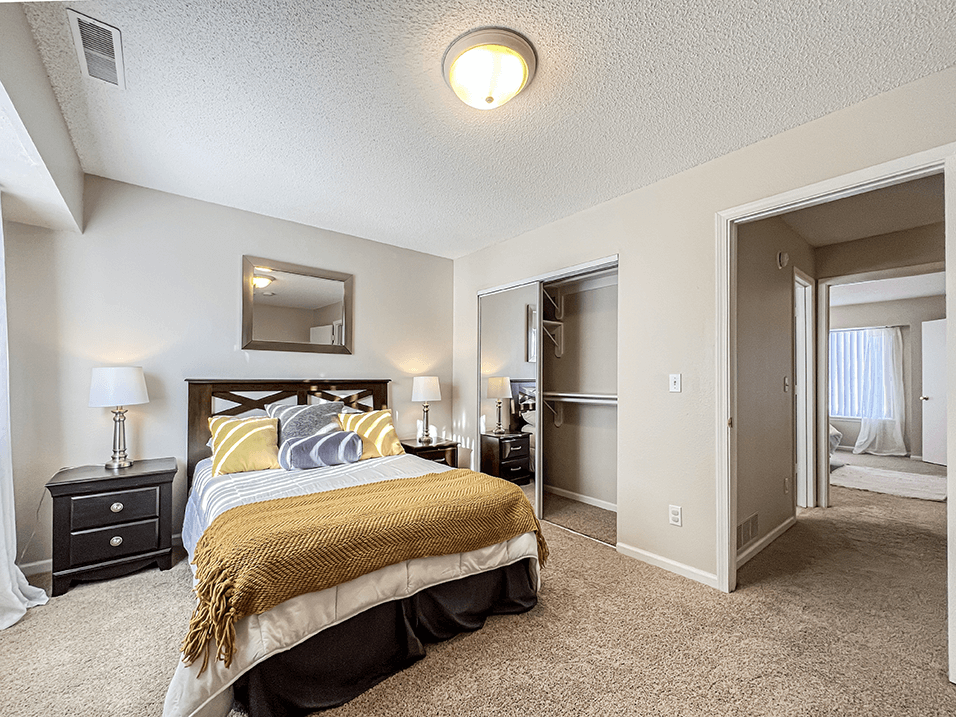 apartment bedroom with closet