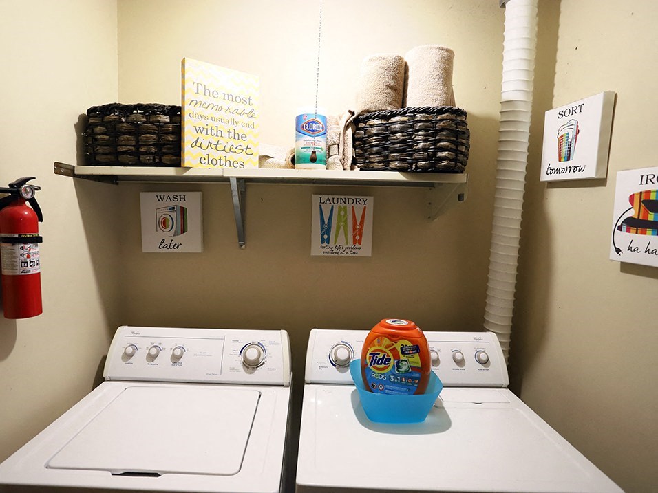 units with washer/dryer connections