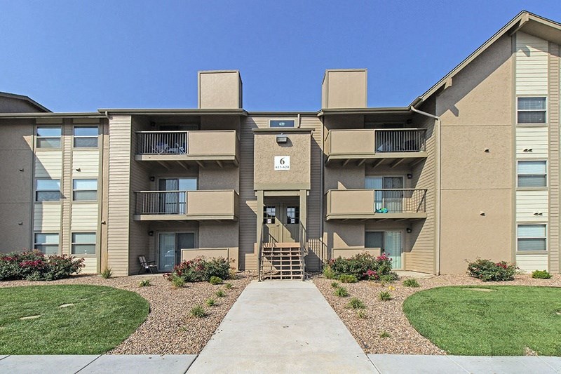 exterior of Apartments in Wichita
