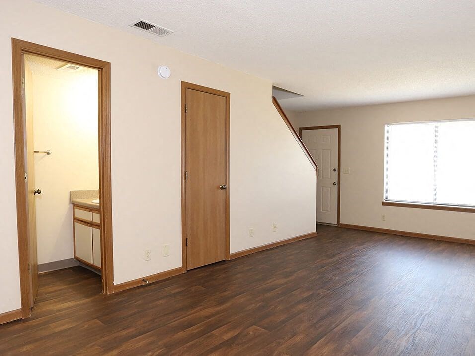 Spacious Living Area in apartment or townhome at cross creek